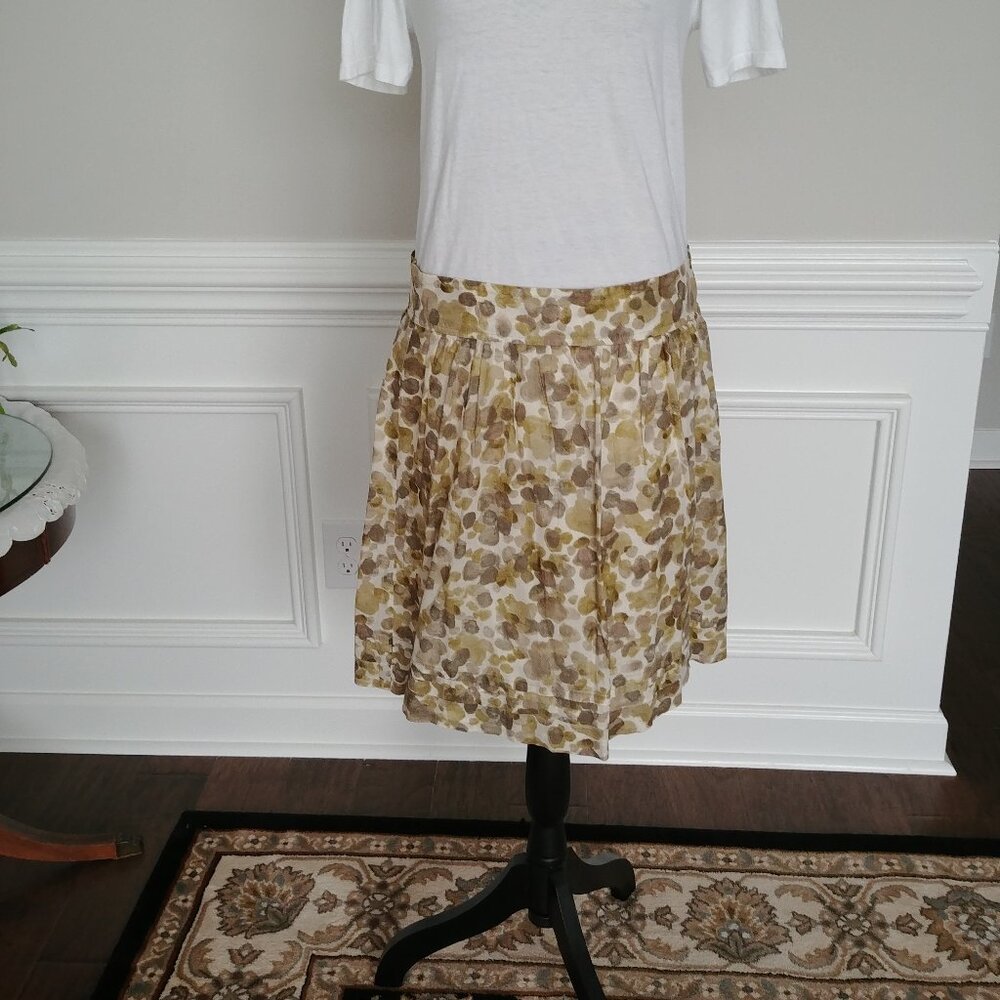 ANN TAYLOR LOFT skirt 12 Cream & Olive Green Print. Lined